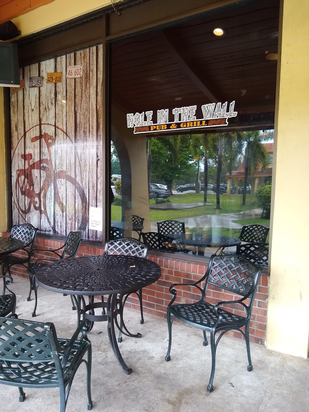 Hole in the Wall | 8002 SW 81st Dr, Miami, FL 33143 | Phone: (786) 953-4221