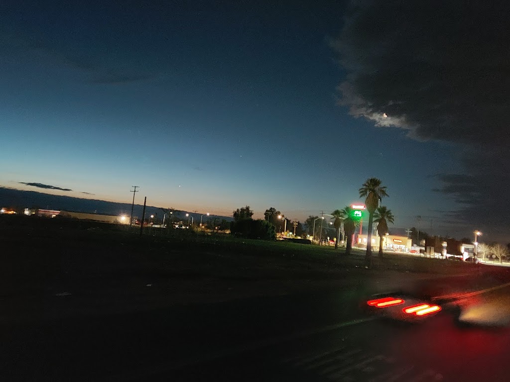 Big Bs Travel Center: Chevron | 1164 N Front St, Earlimart, CA 93219, USA | Phone: (661) 849-2222