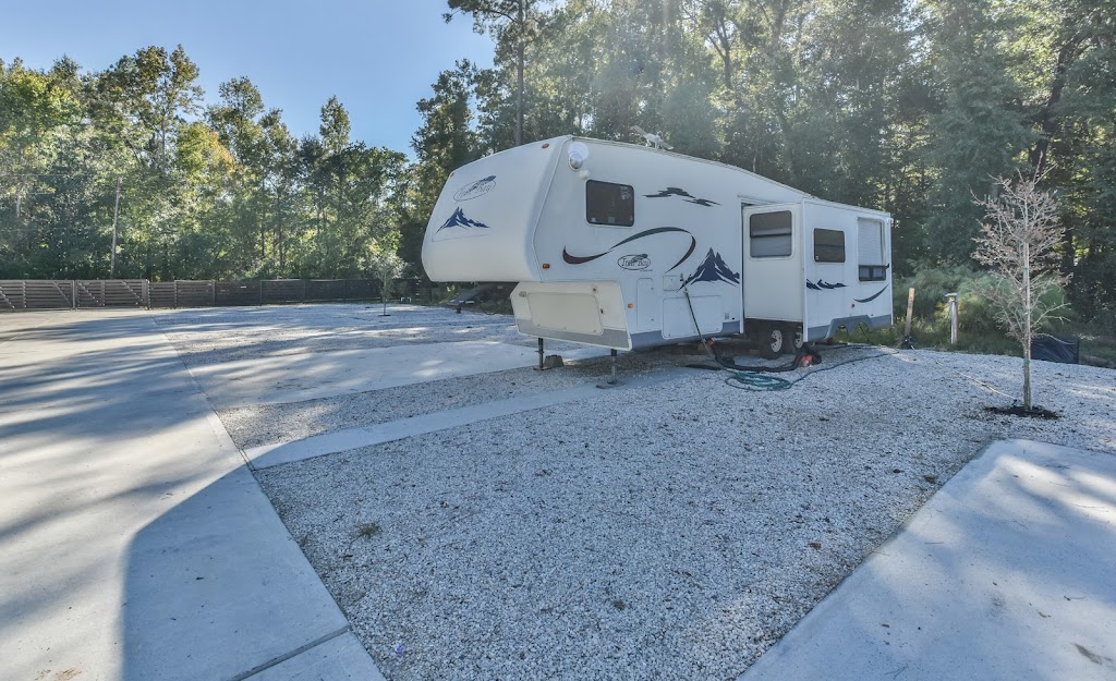 Plum Grove RV Park | 321 FM 2090 east, Splendora, TX 77372, USA | Phone: (936) 228-6616