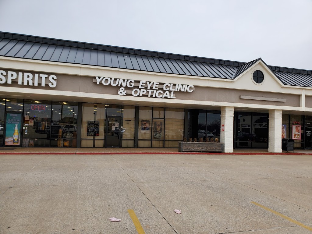 Young Eye Clinic | 12325 N Rockwell Ave, Oklahoma City, OK 73142, USA | Phone: (405) 728-3393