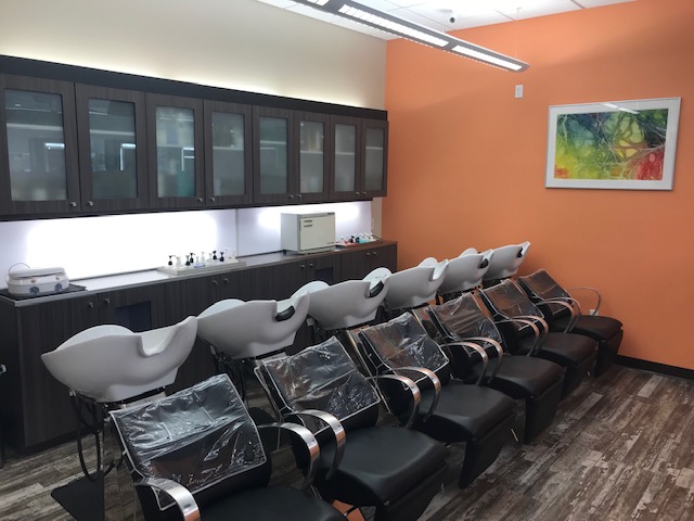 Yellow Strawberry Salon at Lakewood Ranch | 8215 Natures Way, Lakewood Ranch, FL 34202 | Phone: (941) 907-1130