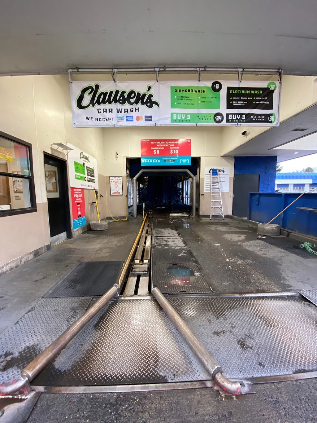 Clausens Car Wash | 705 SE Park Crest Ave, Vancouver, WA 98683, USA | Phone: (360) 702-2461