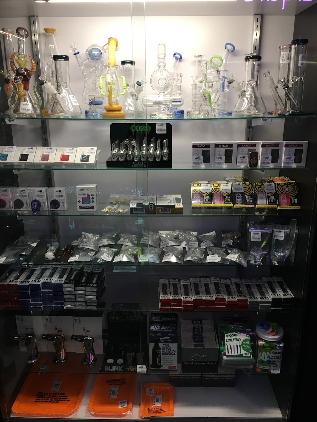 Dorsett CBD | 11396Dorsett Rd, Maryland Heights, MO 63043, USA | Phone: (314) 291-7400