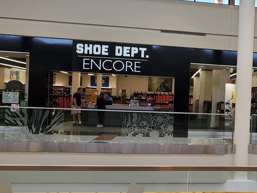 Shoe Dept. Encore | 4500 N Oracle Rd Suite 205, Tucson, AZ 85705, USA | Phone: (520) 293-1109