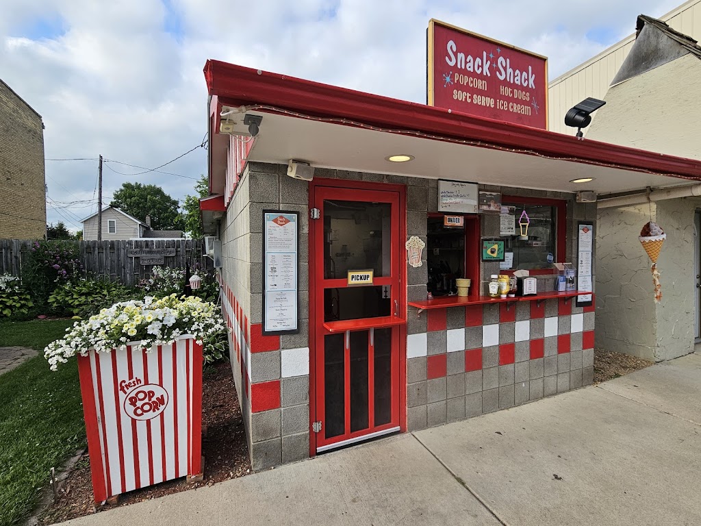 Snack Shack | 217 E Main St, Waterville, MN 56096, USA | Phone: (612) 599-6874