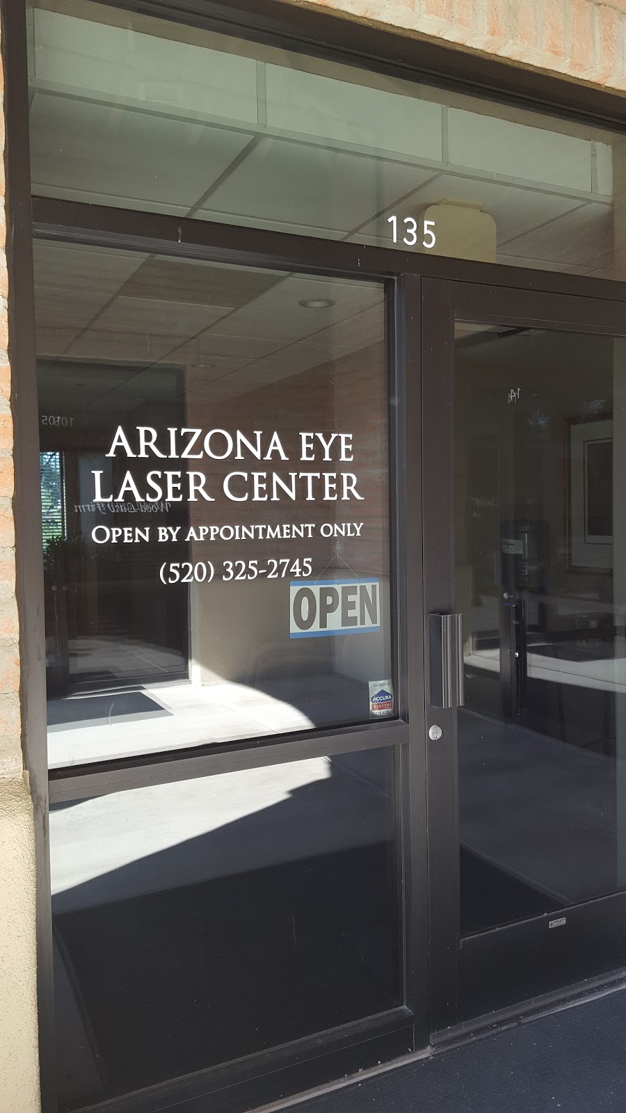 Arizona Eye Laser Center | 6837 N Oracle Rd #135, Tucson, AZ 85704, USA | Phone: (520) 325-2745