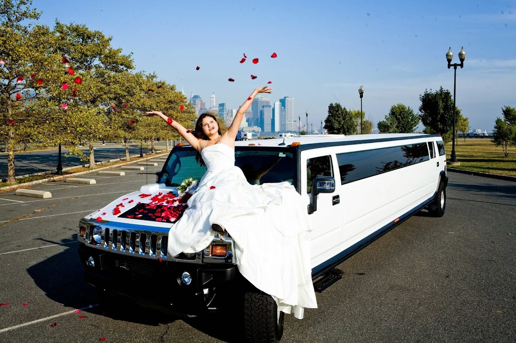 NY Travel Limo Corp. | 974 Fenworth Blvd, Franklin Square, NY 11010, USA | Phone: (516) 256-2892