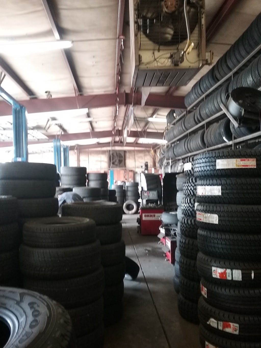 Skyway Tire & Services Center | 1831 Skyway Dr, Monroe, NC 28110, USA | Phone: (704) 283-7807