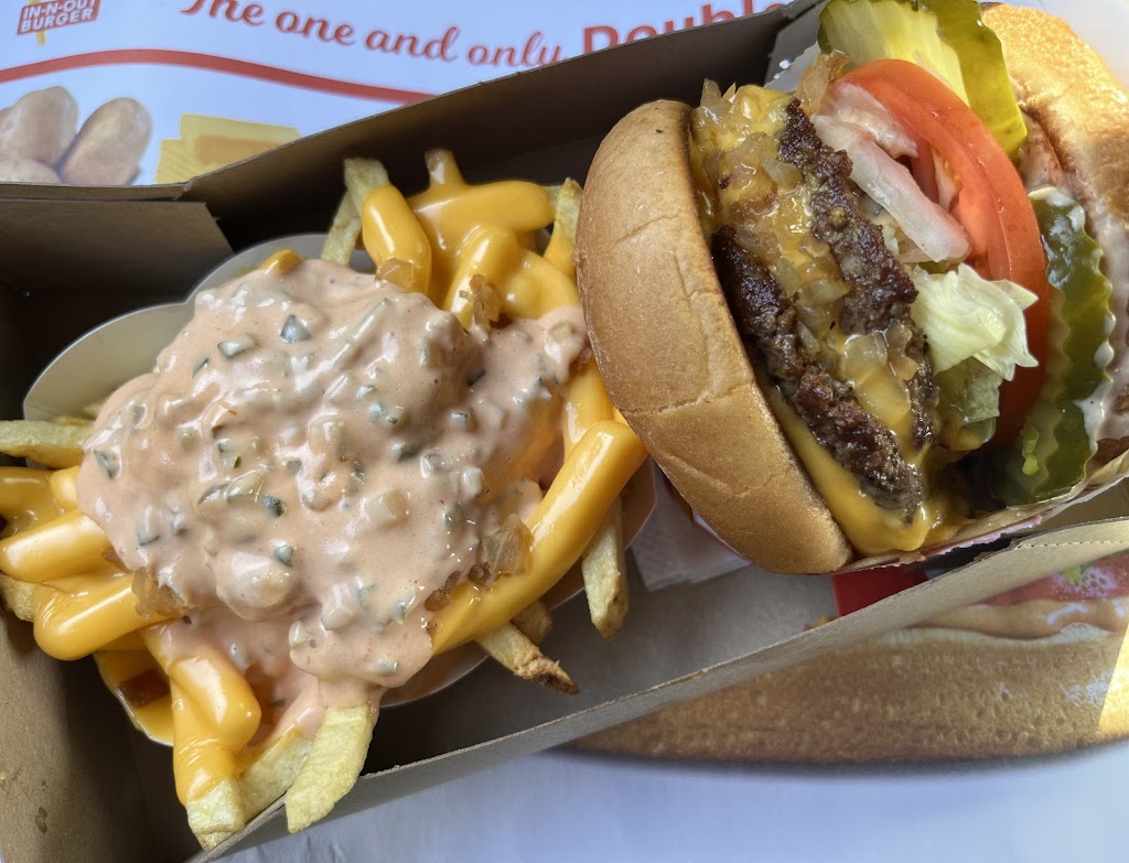 In-N-Out Burger | 936 N Coast Hwy, Oceanside, CA 92054, USA | Phone: (800) 786-1000