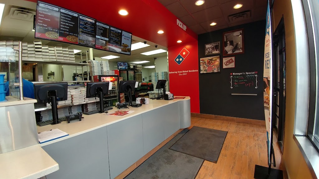 Dominos Pizza | 1231 W Pierce Butler Route, St Paul, MN 55104, USA | Phone: (651) 644-3030