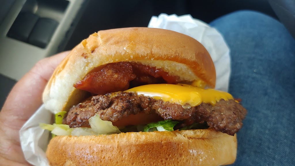 Roe-Ann Drive-In | 929 S Washington Ave, Emmett, ID 83617 | Phone: (208) 365-5911