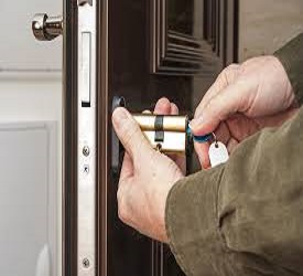 Unlock House Door | 5700 Sandshell Cir E, Fort Worth, TX 76137, USA | Phone: (682) 220-9150