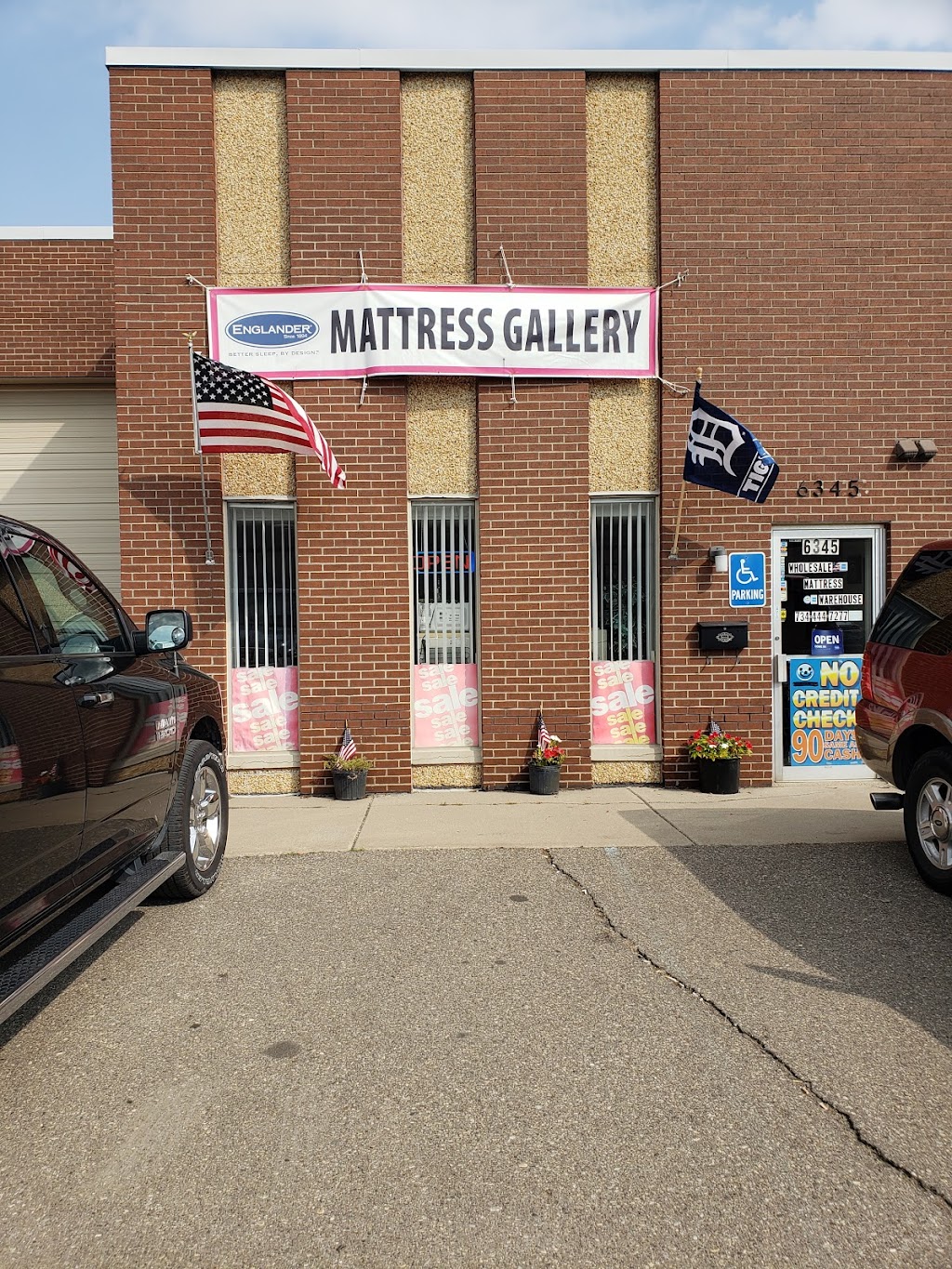 Wholesale Mattress Warehouse | 6345 Beverly Plaza, Romulus, MI 48174, USA | Phone: (734) 444-7277