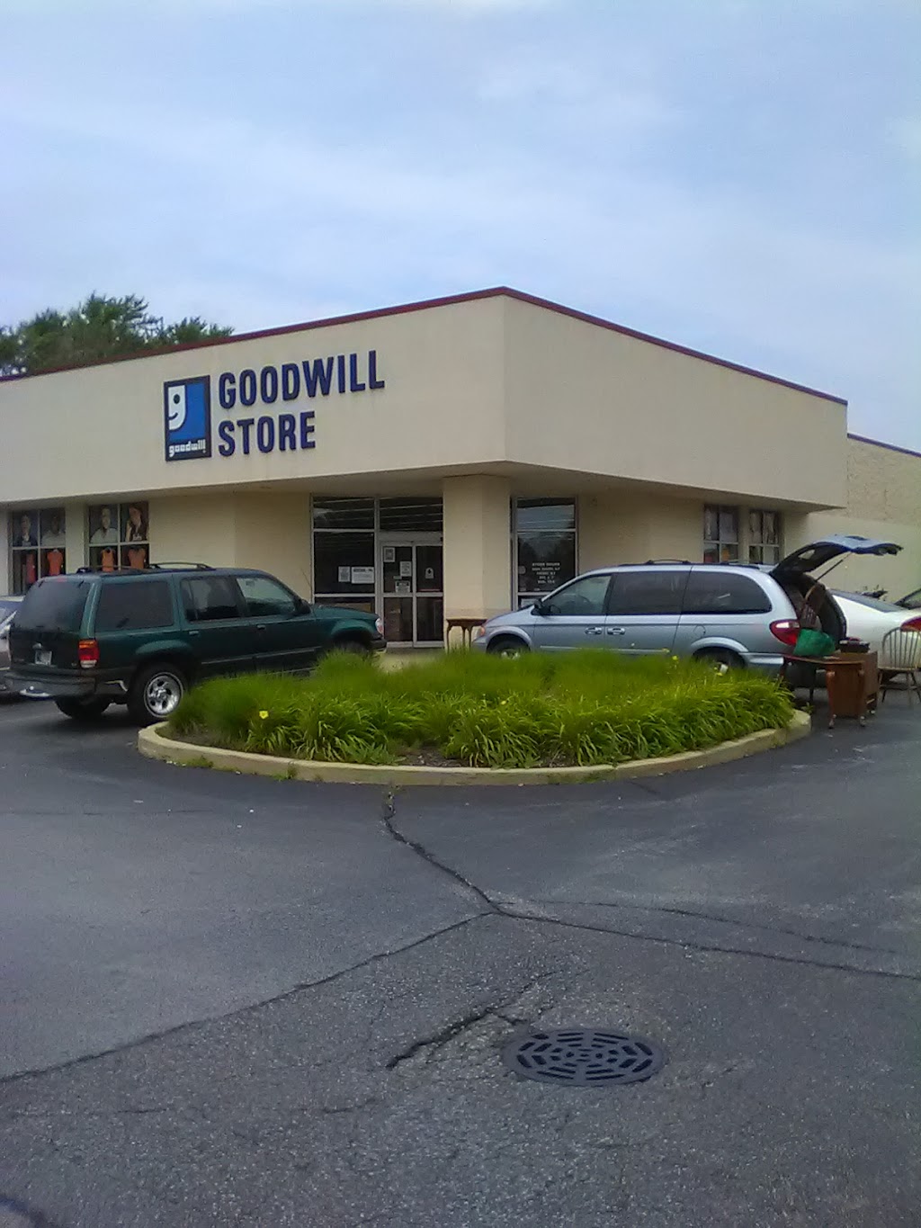 Goodwill | 5906 Lute Rd, Portage, IN 46368, USA | Phone: (219) 764-9619
