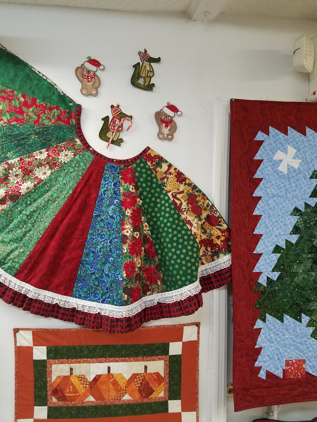 Nanas Quilt Shop | 18851 Cortez Blvd, Brooksville, FL 34601, USA | Phone: (352) 796-0011