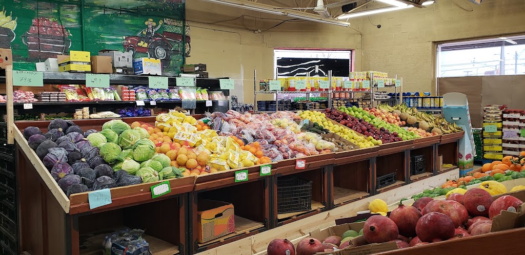Hannas Fruit Market | 3999 17 Mile Rd, Sterling Heights, MI 48310, USA | Phone: (586) 825-6400