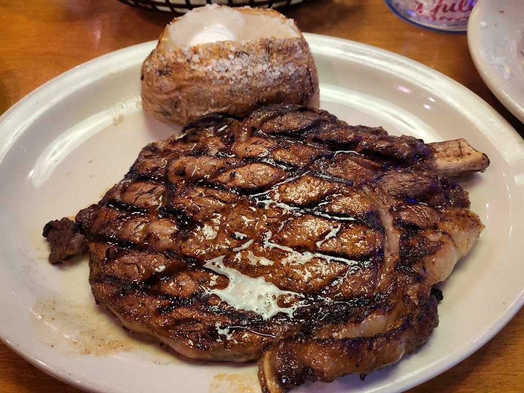 Texas Roadhouse | 9320 East Vía de Ventura, Scottsdale, AZ 85258, USA | Phone: (602) 338-9016