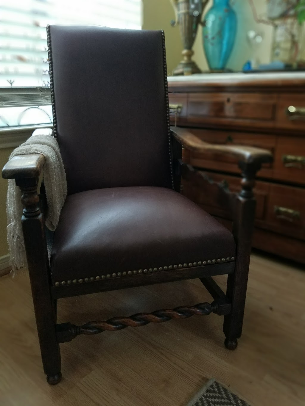 Franks Custom Upholstery | 809 N Kentucky St, McKinney, TX 75069, USA | Phone: (469) 954-1088