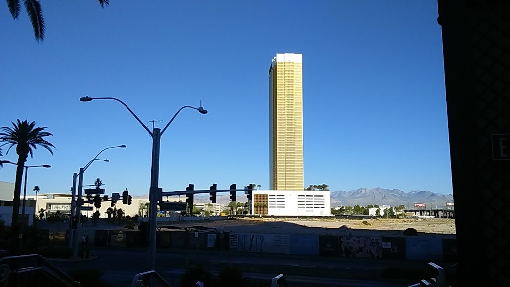 Trump International Hotel Las Vegas (Free Parking) | 2000 Fashion Show Dr, Las Vegas, NV 89109, USA | Phone: (702) 476-7300