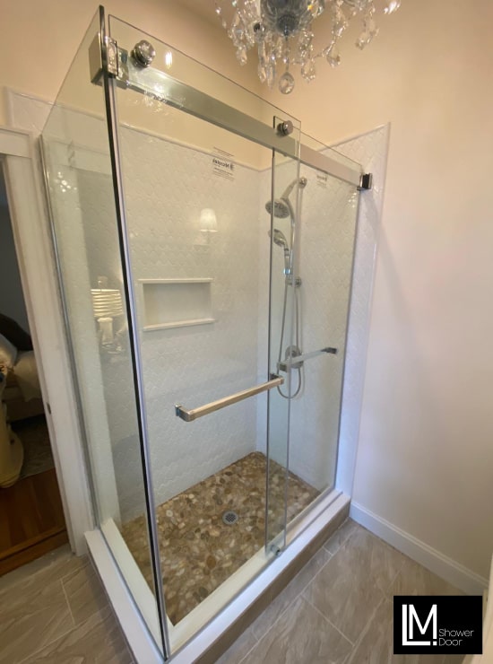 LM Shower Door | 18 Evans Ave, Hempstead, NY 11550, USA | Phone: (516) 737-9637