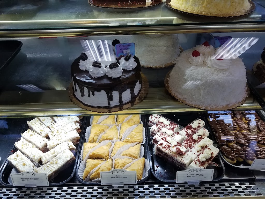 Pauls Pastry Shop | 1 Sycamore Rd, Picayune, MS 39466, USA | Phone: (601) 798-7457