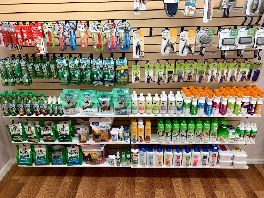 Paw Country Pet Supplies & Grooming | 1326 East US Hwy 377, Granbury, TX 76048, USA | Phone: (682) 936-2488