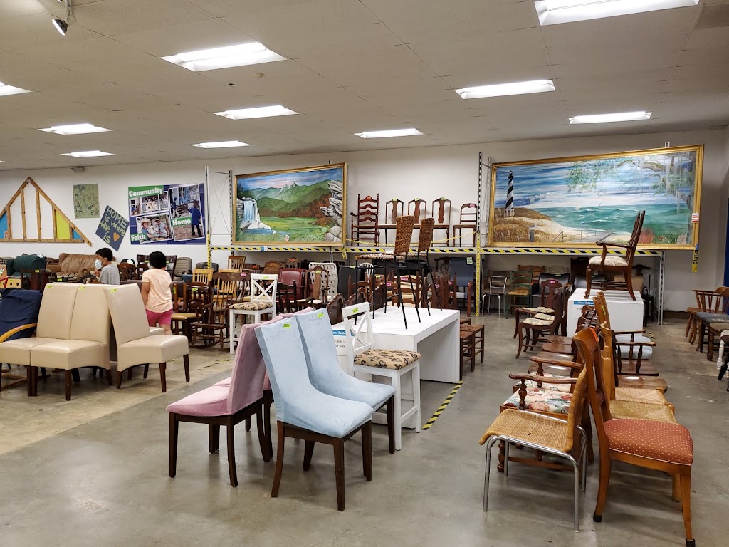 Habitat ReStore -- Durham-Chapel Hill | 5501 Durham-Chapel Hill Blvd, Durham, NC 27707, USA | Phone: (919) 403-8668