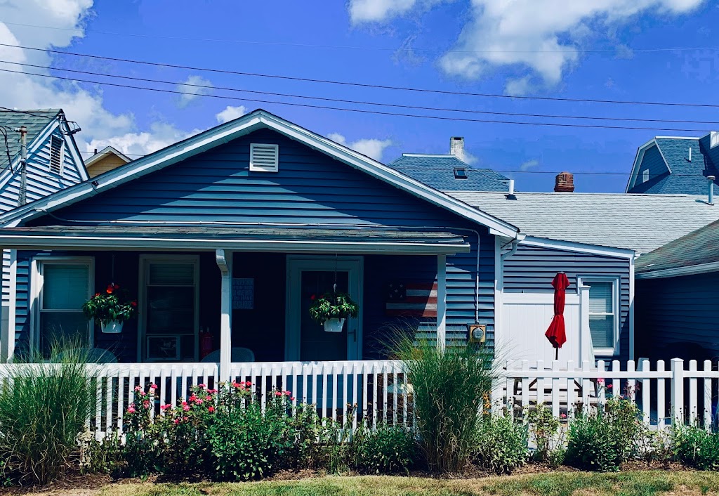 Belmar Beach Cottage by the Sea | 202 13th Ave, Belmar, NJ 07719, USA | Phone: (201) 841-7452