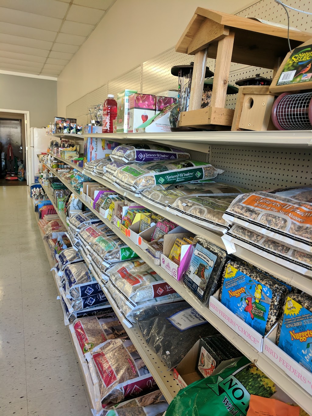 Perfect Pet Food & Accessories | 618 N Main St, Bluffton, IN 46714, USA | Phone: (260) 846-0276