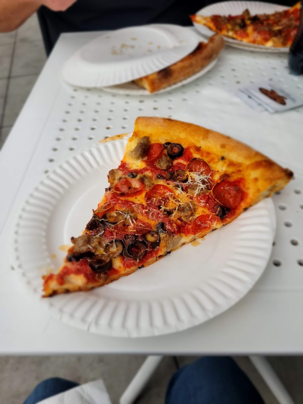 Hella Pie Pizza Company | 50 W 10th St, Tracy, CA 95376, USA | Phone: (209) 237-2034