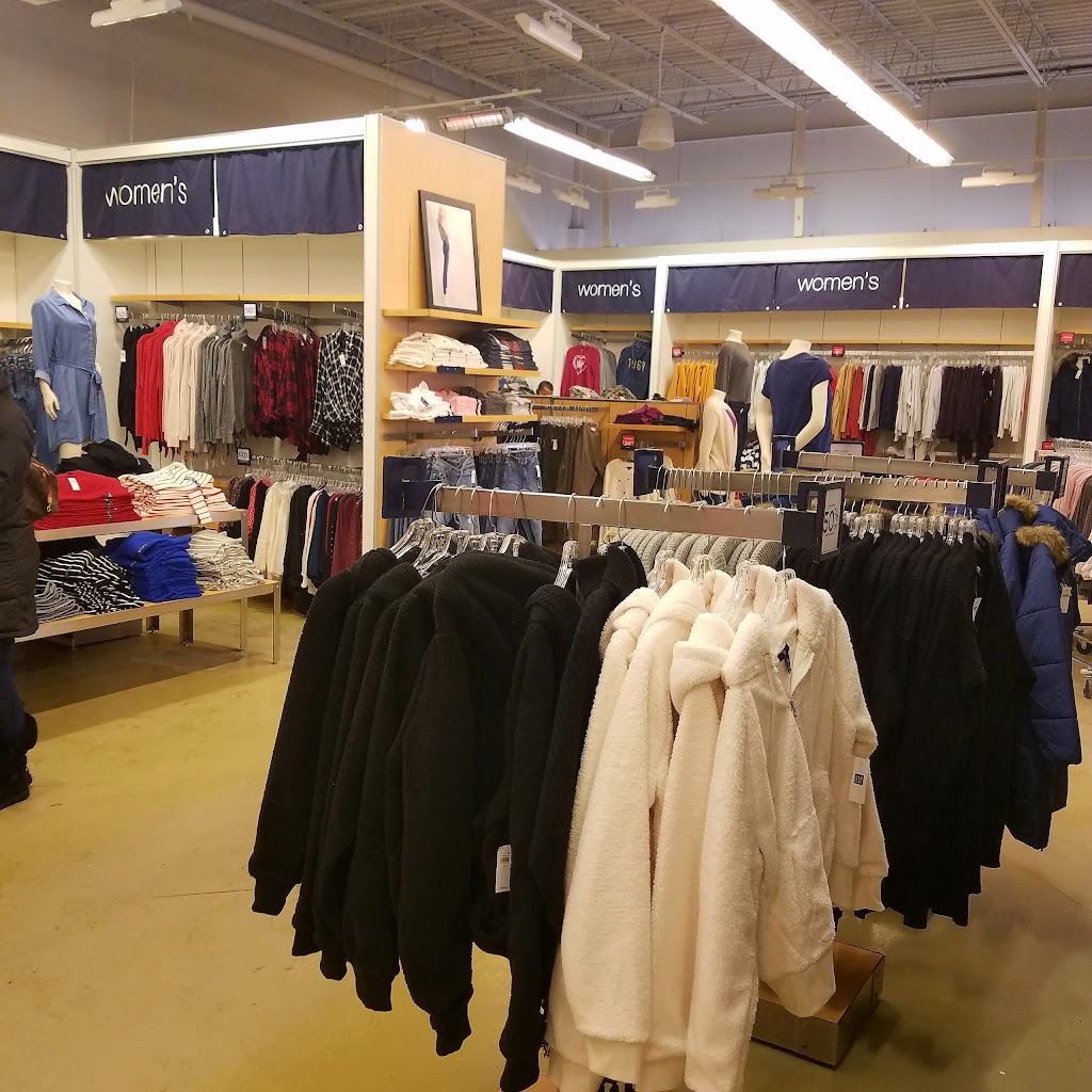 Gap Factory | 549 S Chillicothe Rd Space #0440, Aurora, OH 44202, USA | Phone: (330) 562-3332