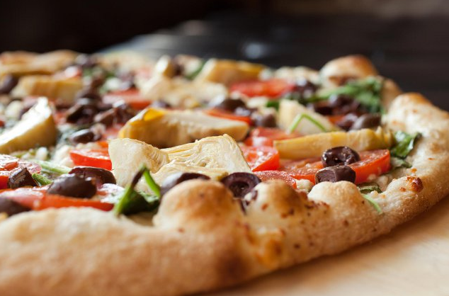 Mavericks Pizza | 1215 Randolph Ave, St Paul, MN 55105, USA | Phone: (651) 698-3439