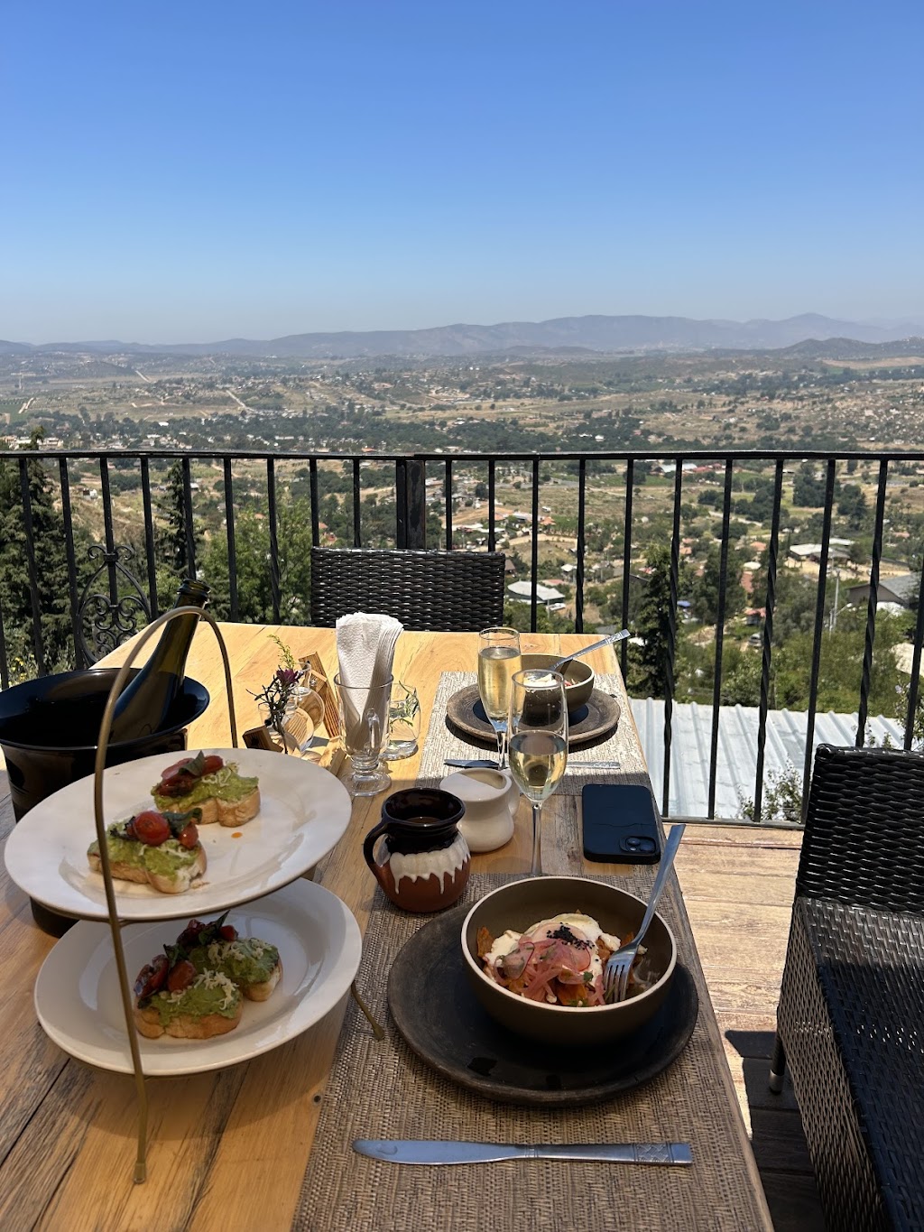 Nalum Valle Massage | Gómez Farías 4, 22766 Ensenada, B.C., Mexico | Phone: 646 160 1367