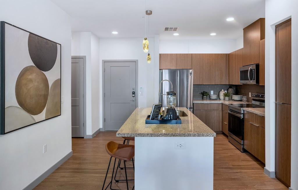 Kalon Luxury Apartments | 25300 N 22nd Ln, Phoenix, AZ 85085, USA | Phone: (480) 566-8997
