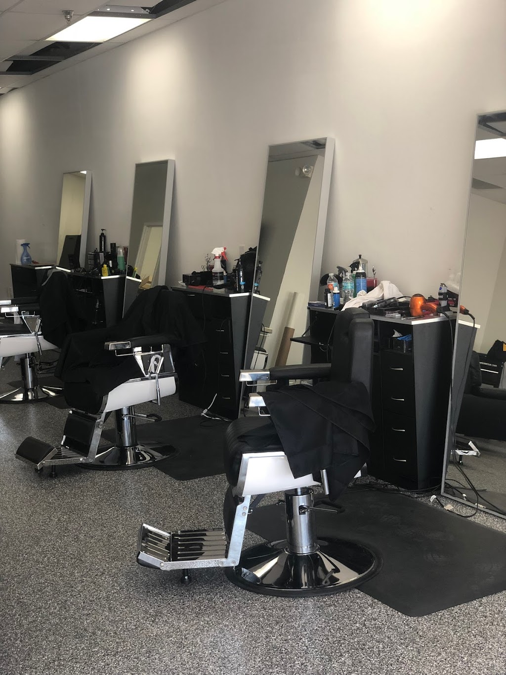Faded Barbershop | 11268 W Hillsborough Ave, Tampa, FL 33635, USA | Phone: (813) 543-1551
