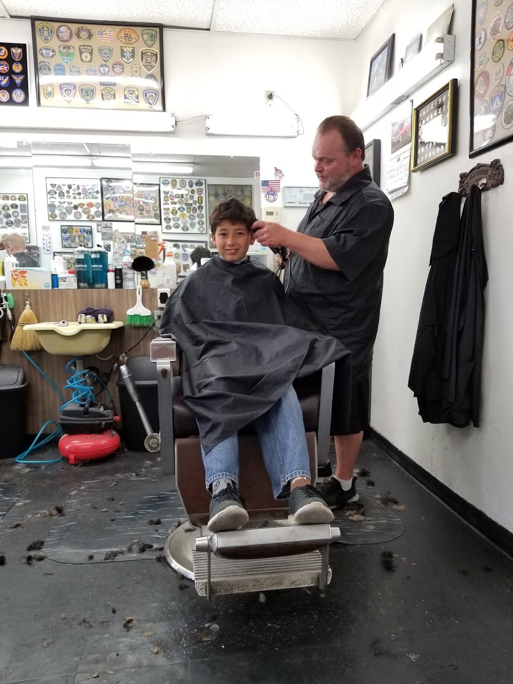 Kay-Mar Barbers | 1764 N Tustin St, Orange, CA 92865, USA | Phone: (714) 637-9810