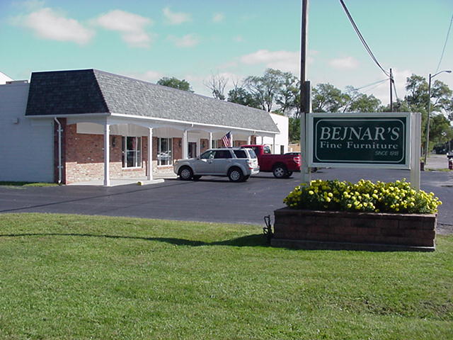 Bejnars Fine Furniture | 5665 Auburn Rd, Shelby Township, MI 48317 | Phone: (586) 731-7171