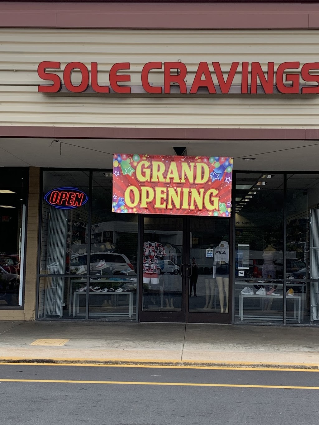 Sole Cravings | 1229 Silas Creek Pkwy, Winston-Salem, NC 27127, USA | Phone: (336) 955-2400