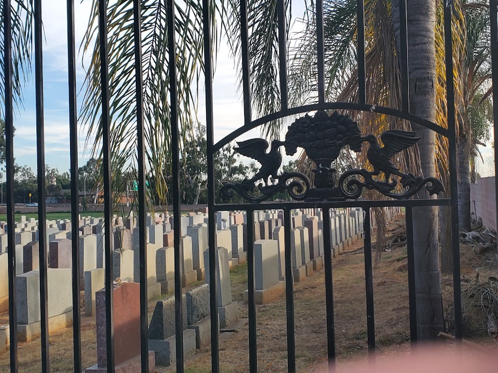 Chinese Cemetery | East Los Angeles, CA 90022, USA | Phone: (213) 626-1646