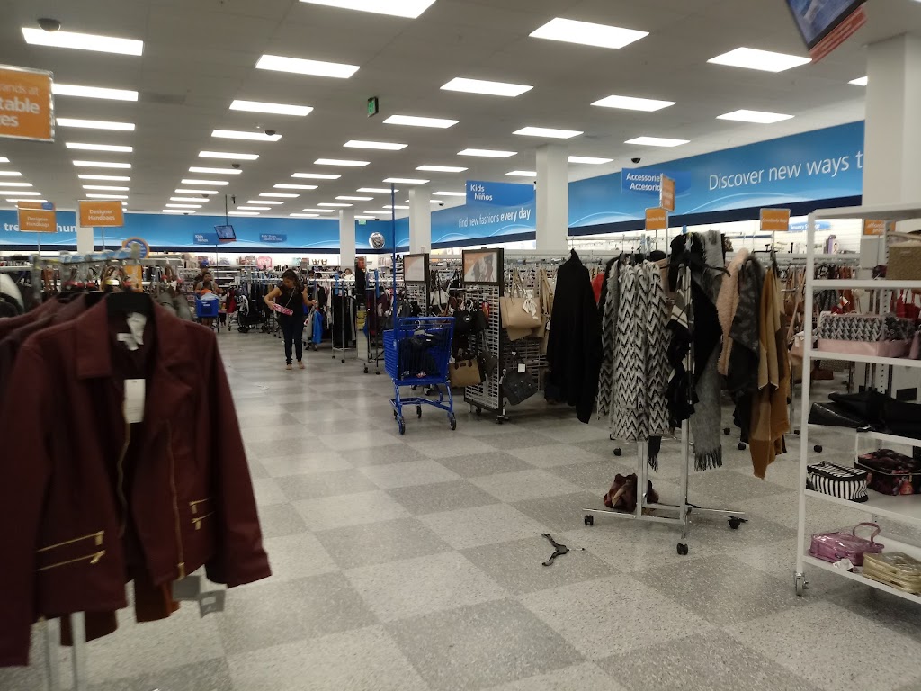 Ross Dress for Less | 5850 S Vermont Ave, Los Angeles, CA 90044, USA | Phone: (323) 751-1036