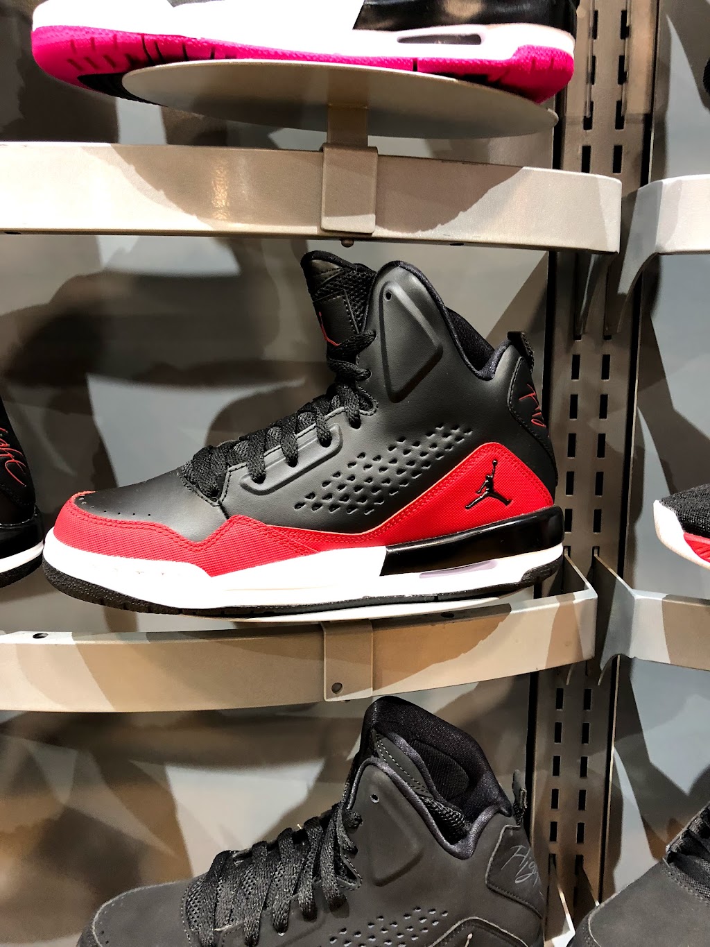 Champs Sports | 12463 N Mainstreet, Rancho Cucamonga, CA 91739, USA | Phone: (909) 463-2771