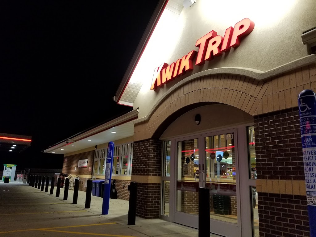 Kwik Trip | 100 4th Ave NW, New Prague, MN 56071, USA | Phone: (952) 758-3390