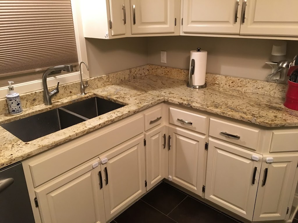 Affordable Kitchens MN | 9980 Barnes Ave, Inver Grove Heights, MN 55077 | Phone: (612) 414-3174