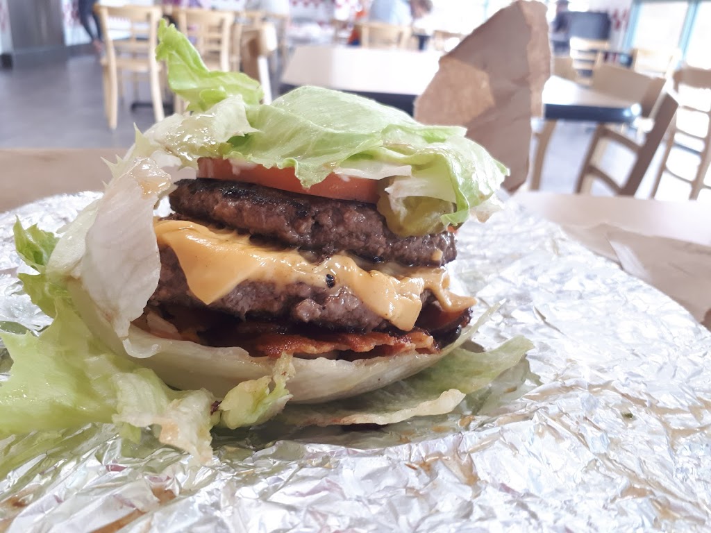 Five Guys | 15869 Fountain Plaza Dr, Ellisville, MO 63017, USA | Phone: (636) 527-9844