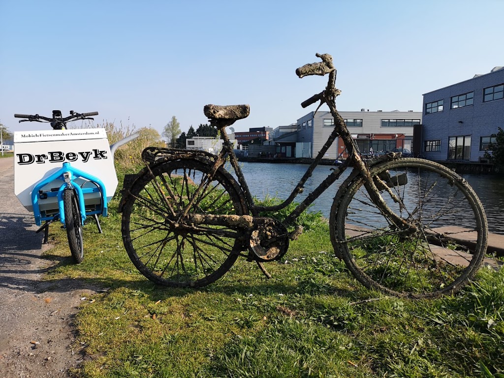 Mobiele Fietsenmaker Amsterdam | Uiterwaardenstraat 171, 1079 CL Amsterdam, Netherlands | Phone: 020 260 0077