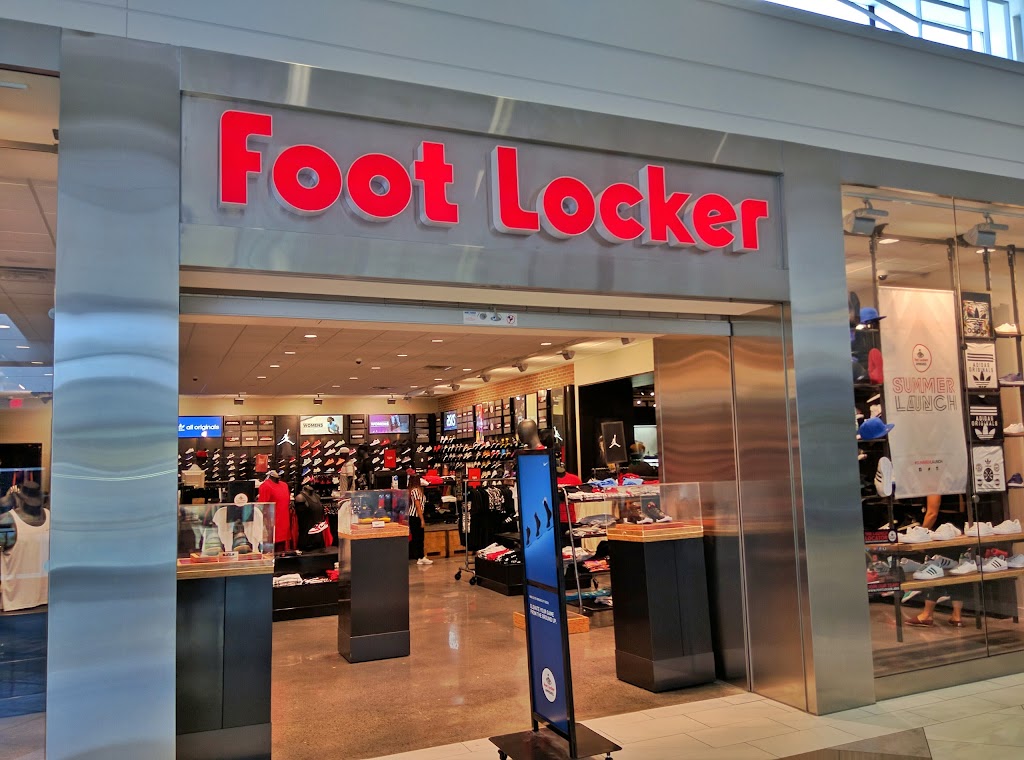 Foot Locker | 10000 California St, Omaha, NE 68114, USA | Phone: (402) 397-5831