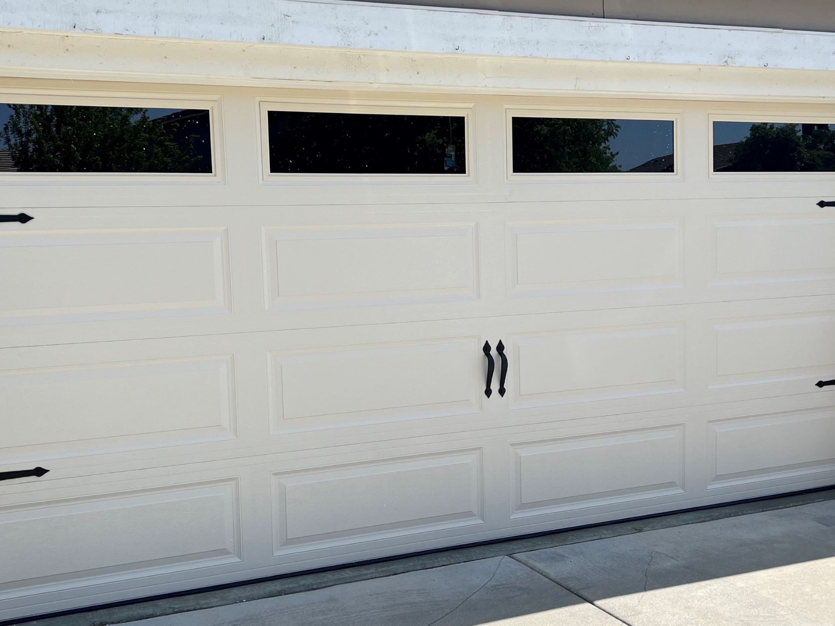 Noahs Garage Door | 9450 S Coast Ln, Elk Grove, CA 95758, United States | Phone: (916) 866-7555