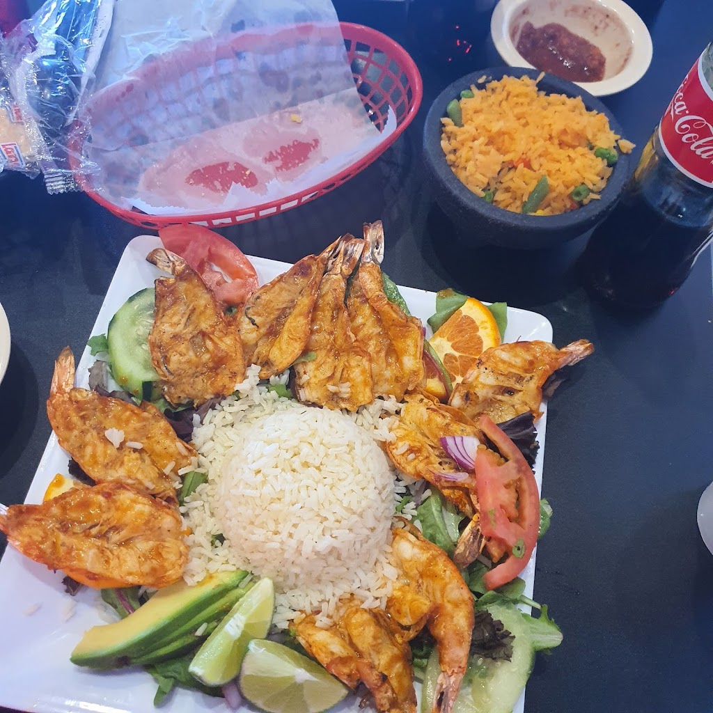 Mariscos La Marea Irving | 2708 W Irving Blvd, Irving, TX 75061, USA | Phone: (972) 457-0205