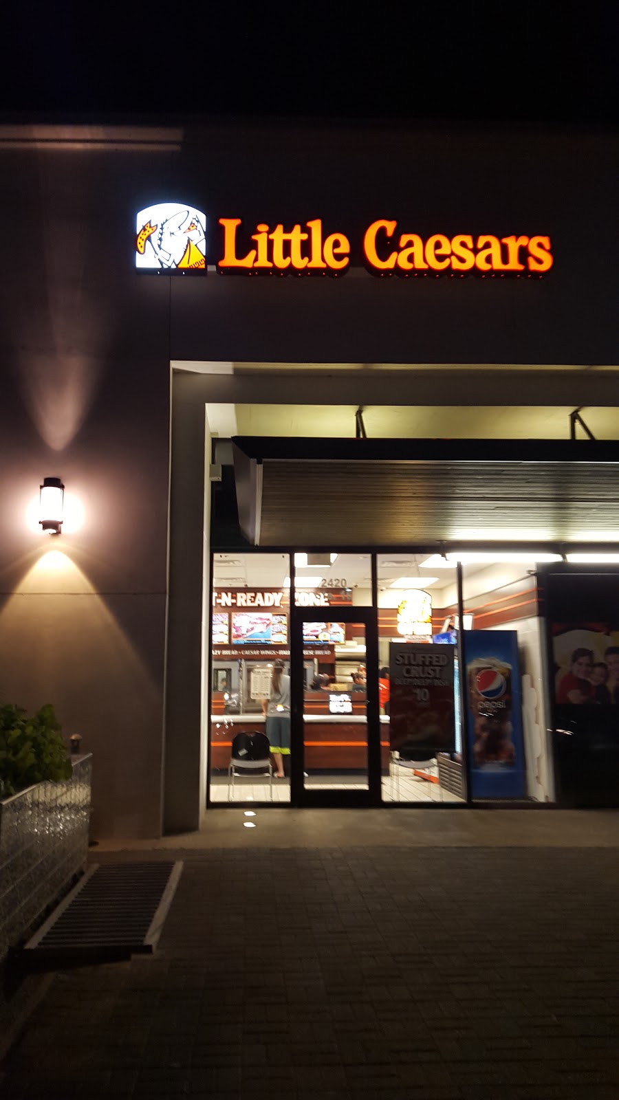 Little Caesars Pizza | 2420 Bob Bullock Loop, Laredo, TX 78043, USA | Phone: (956) 729-1424