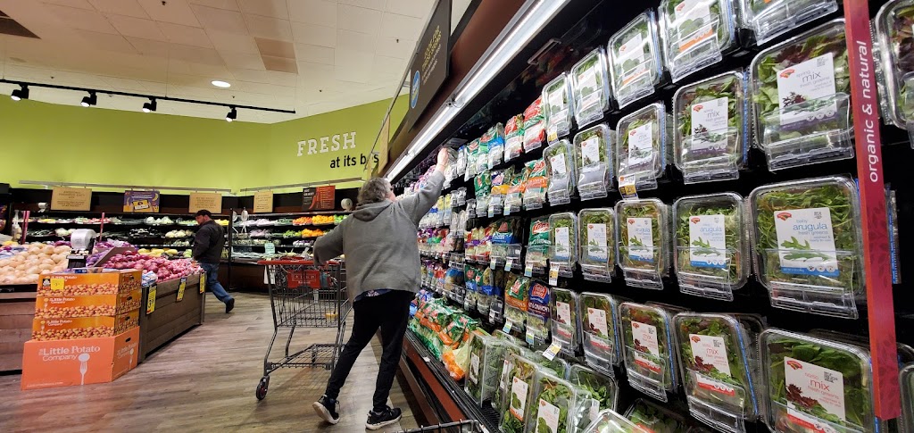 Hannaford | 115 Hannaford Plaza, Amsterdam, NY 12010, USA | Phone: (518) 843-5854